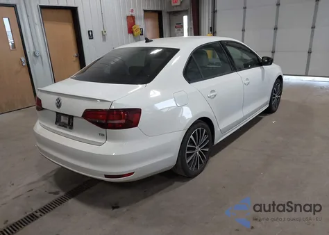 2016 Volkswagen Jetta 1.8T Sport z USA, uszkodzony, nr VIN 3VWD17AJ8GM237001